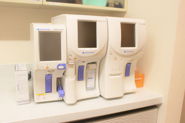 血液検査機器